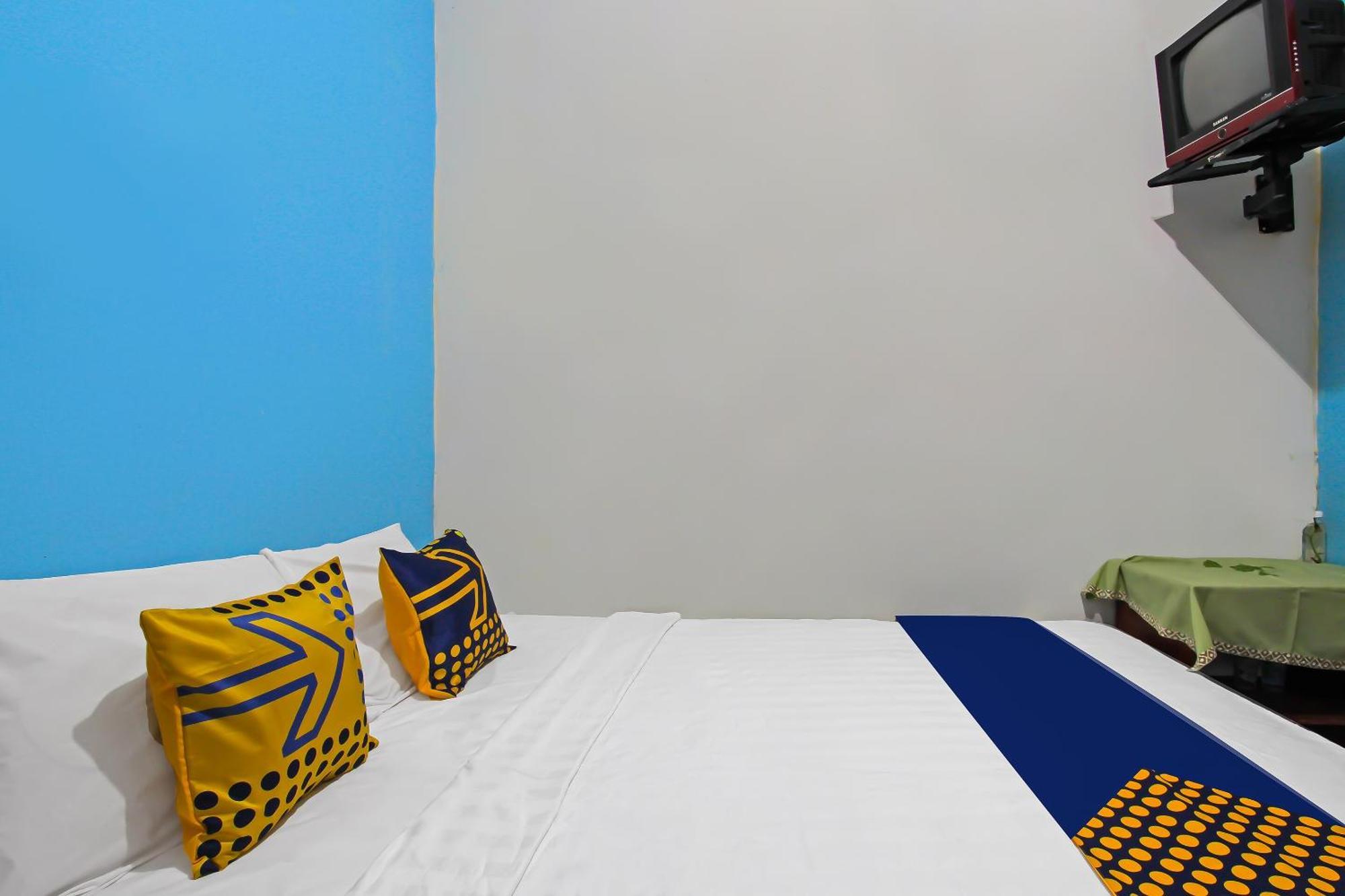 Spot On 91911 Rejeki Homestay Syariah Malioboro Γιογκιακάρτα Εξωτερικό φωτογραφία